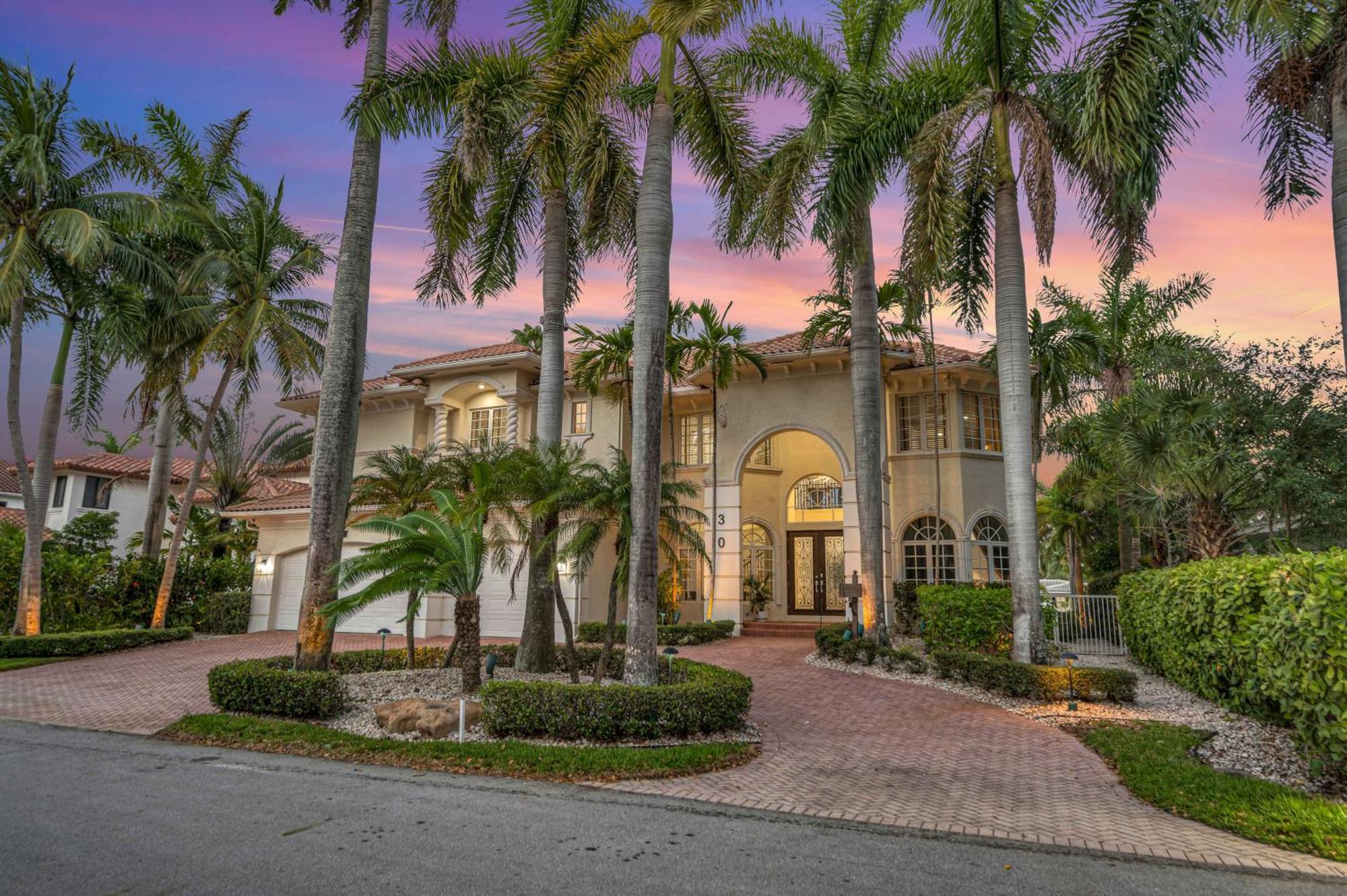 Mediterranean Villa Venice Of America Riverside View Access Fiesta Key Vlllas Fort Lauderdale Exterior foto